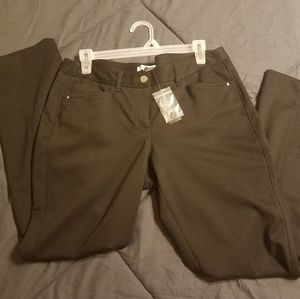NWT  WHBM Womens 10 SHORT black pants
